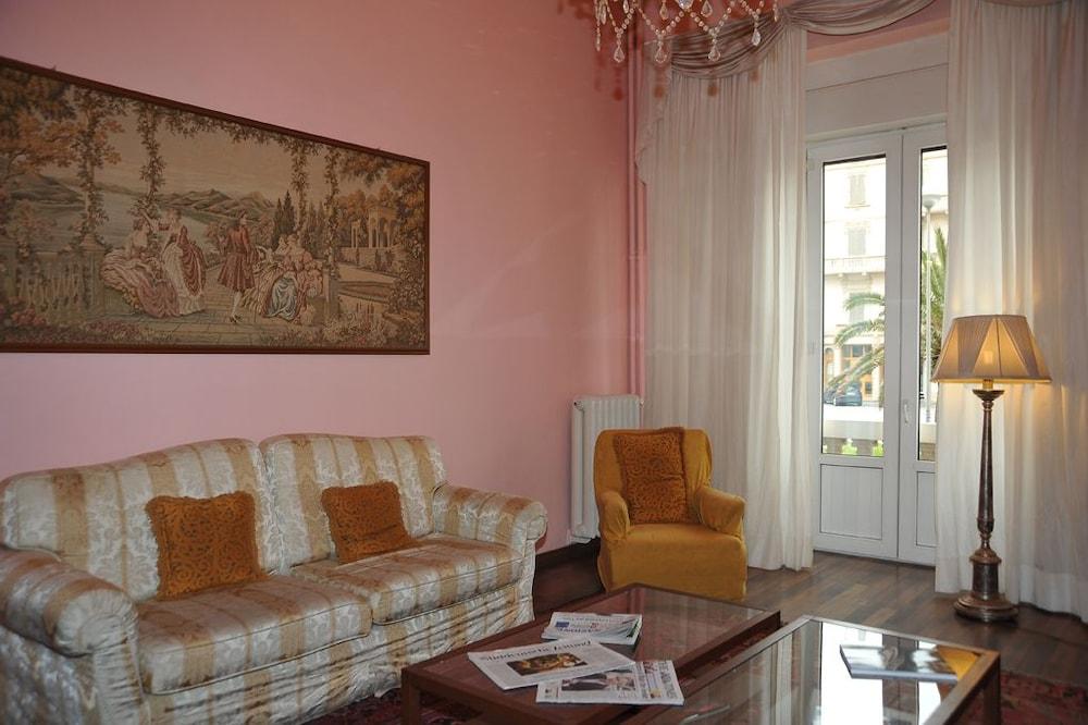 Hotel Marchionni Viareggio Exterior foto